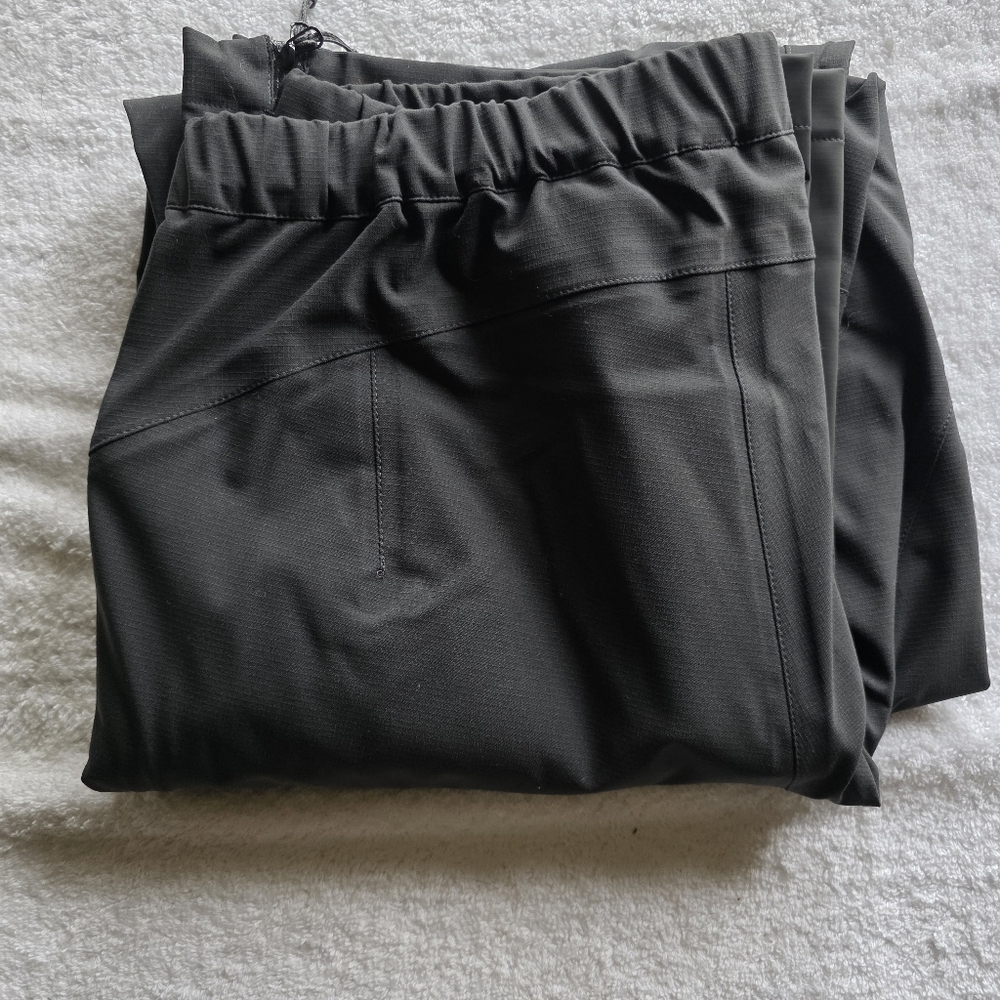 Men’s Kuiu Kutana Storm Shell Pants Gunmetal Size XL